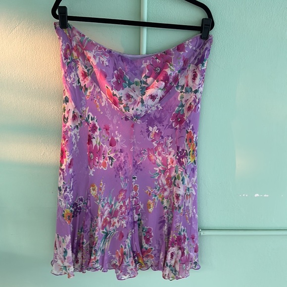 Short, Ralph Lauren dress or skirt. Lightly worn. Size XL. Short flowy hem - Picture 2 of 5